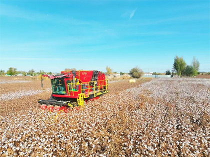 mg冰球突破豪华版智能农机跨五省展机采棉 助力棉花产业提质增效